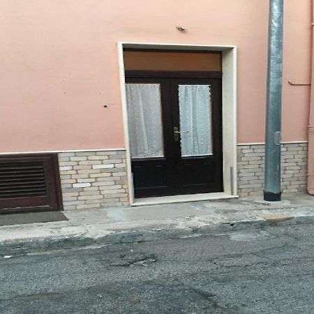 La Casetta Di Angela Мандурия Екстериор снимка